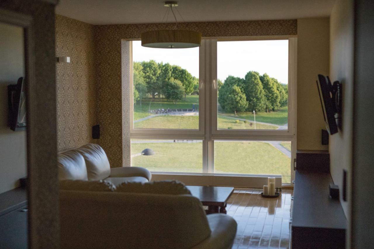 Cozy Apartment With A Wonderful Lake View Тельше Екстер'єр фото